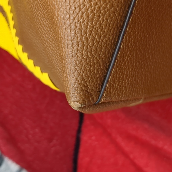 Michael Kors Karson Two-Tone purse - Picture 9 of 16